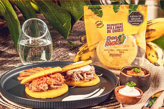 Arepas de Platano Rellenas de Queso